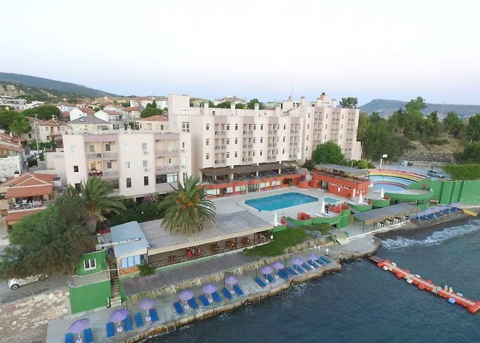 Leon Hotel Foça