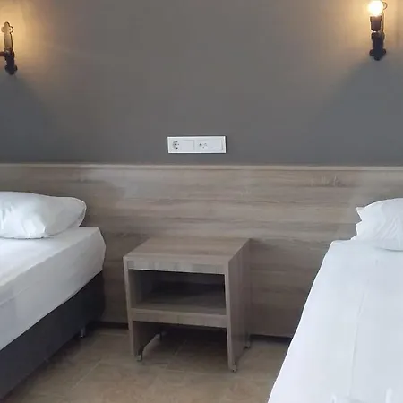 Hotel Leon Foca