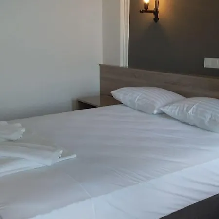 Hotel Leon